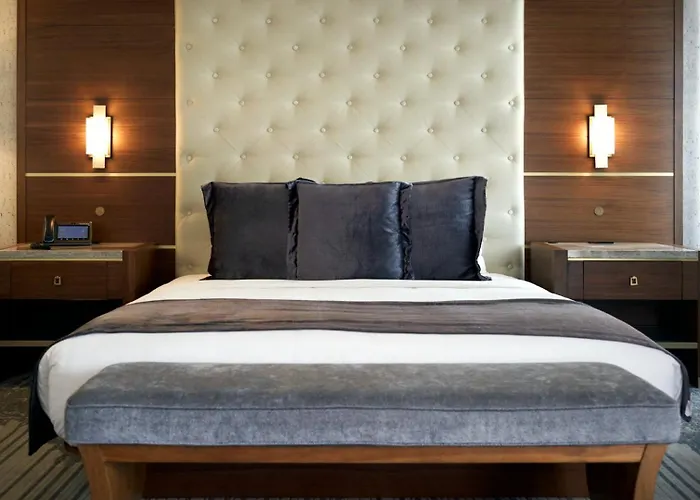 Legacy Resort & SpaSpa Hotel